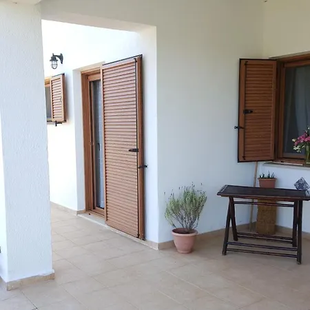 Neraida Apartment *